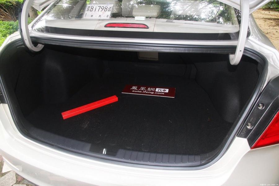 Багажник Hyundai Mistra 2014 года  (CN) (фото 26 из 44)